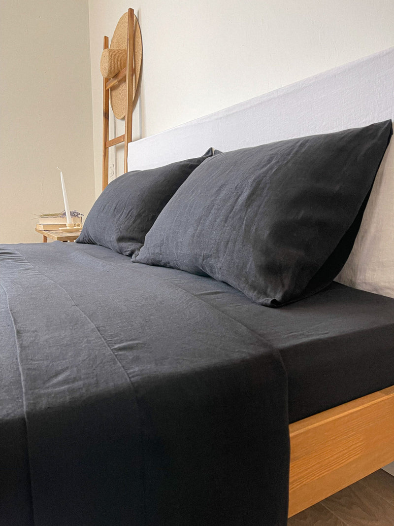 Black Washed Linen Bedding Set au